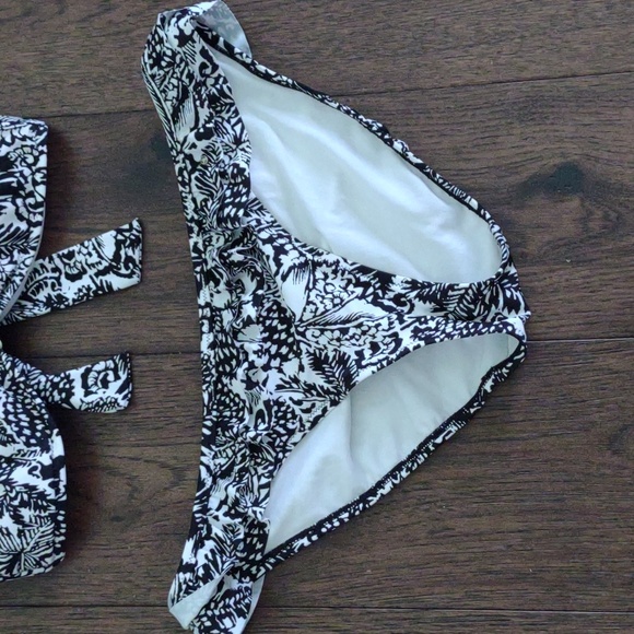 American Eagle Outfitters size large bikini - Picture 3 of 9
